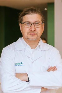 Operacje robotyczne raka jelita grubego